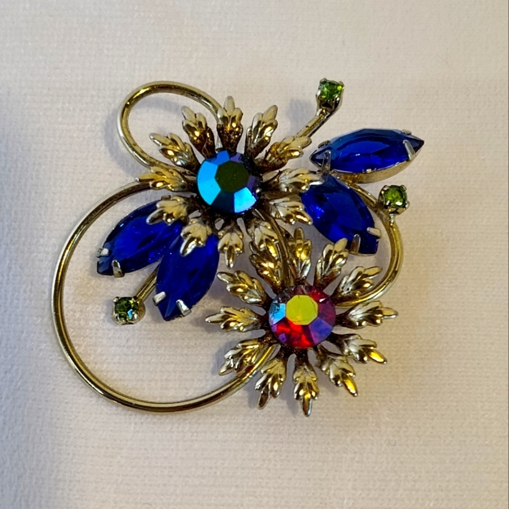 Vintage Uranium Flower Brooch HANDMADE
